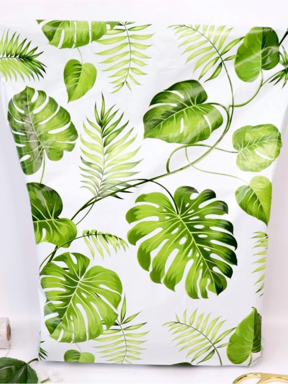 Green Leaves Gusseted Poly Mailers 14.5